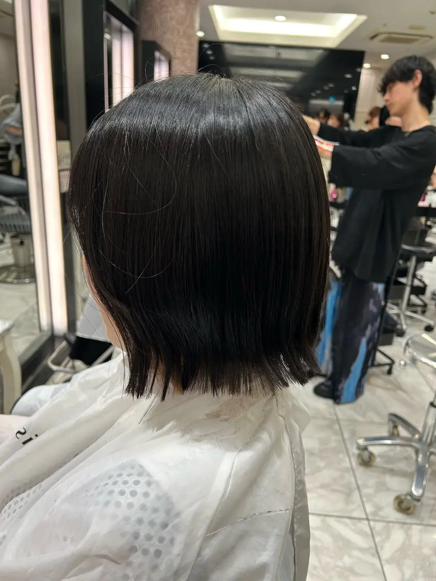 ショート 切りっぱなしボブ ボブ 外ハネヘア 🎸メンズ特化🥁 メンズパーマrenのヘアスタイル