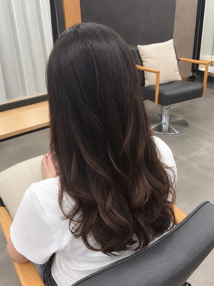 ロング パーマ デジタルパーマ カット パーマ momo🎀毛流れ ニュアンス/シャドウのヘアスタイル