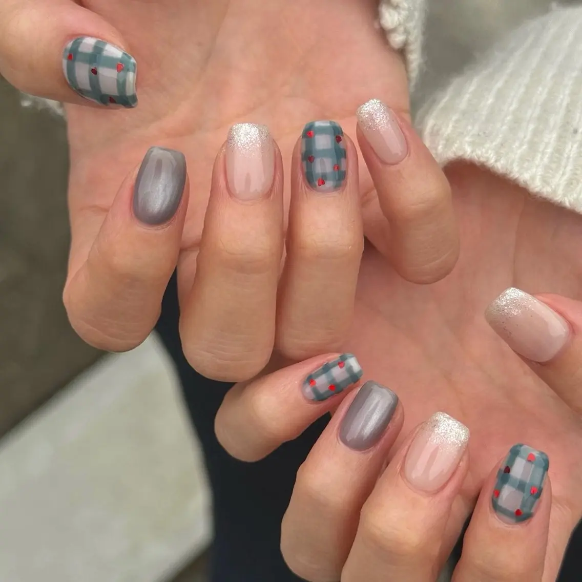 ネイル ハンドネイル フットネイル ニュアンスネイル 💅🏻yuuiのネイルデザイン