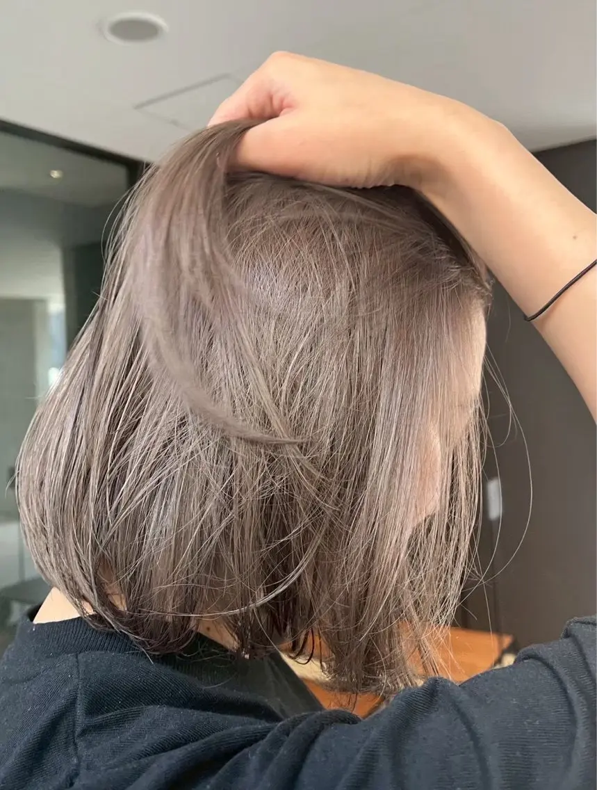 ショート カラー ブリーチ 透明感カラー ヘアカラー day＆night はるかのヘアスタイル