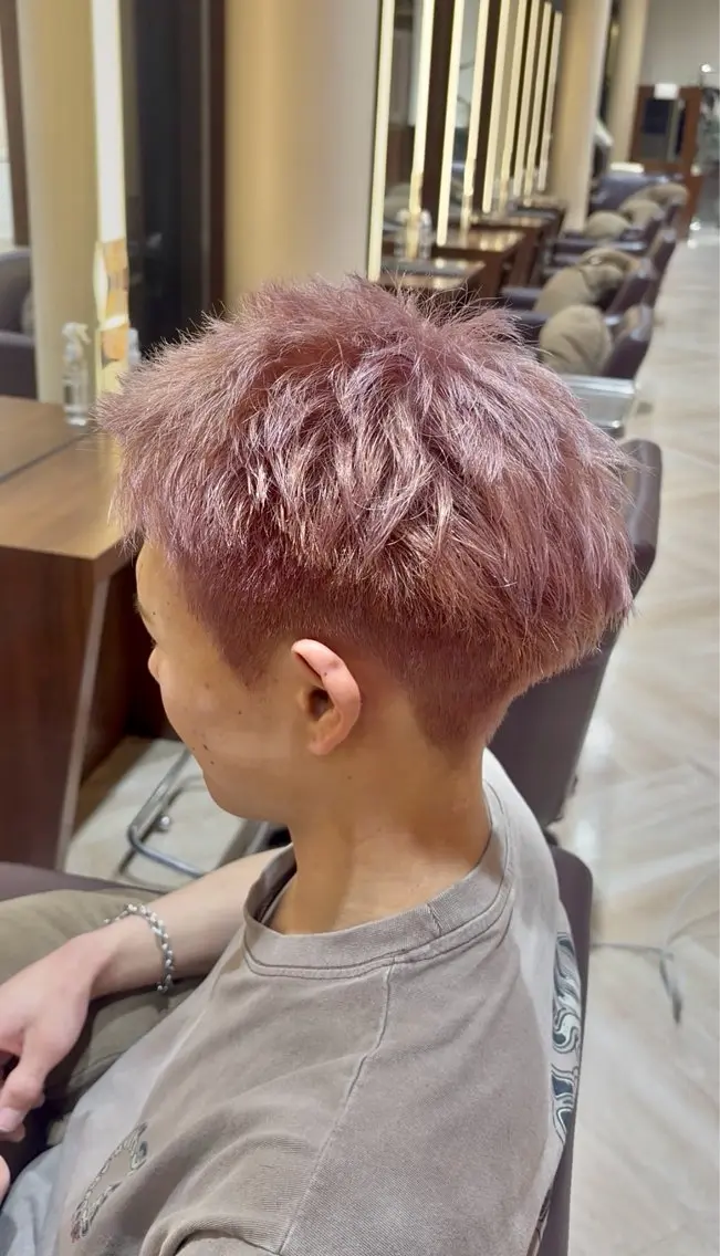 メンズ スパイキーショート 山口 なつのヘアスタイル