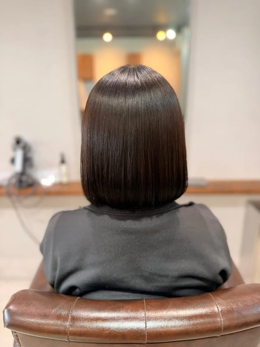 ミディアム 縮毛矯正 手話/耳が聞こえない 🦻🏻/山本しずほのヘアスタイル