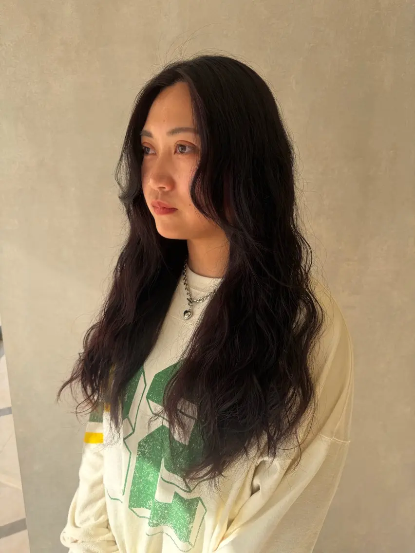 ロング ヘアカラー ヘアセット 山崎 彩稀のヘアスタイル