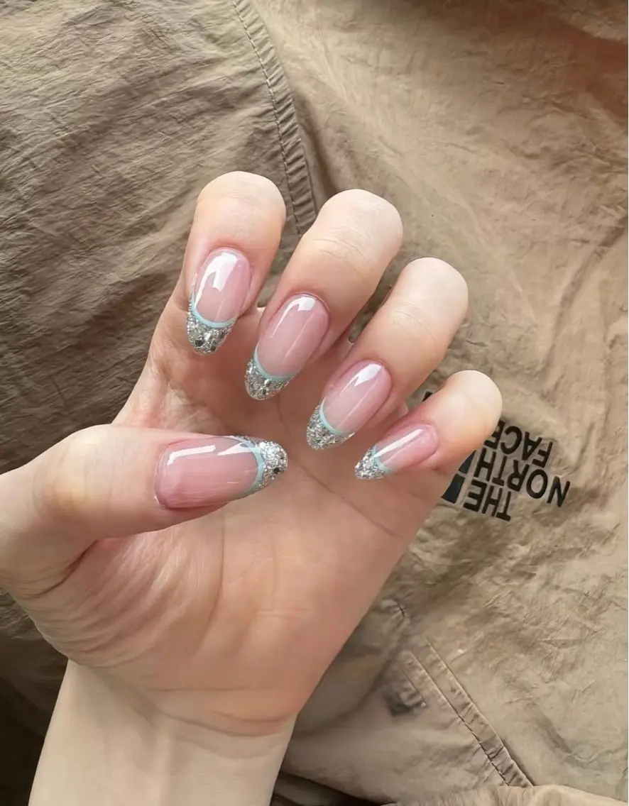 ネイル MQueen ネイルサロンマルのネイルデザイン