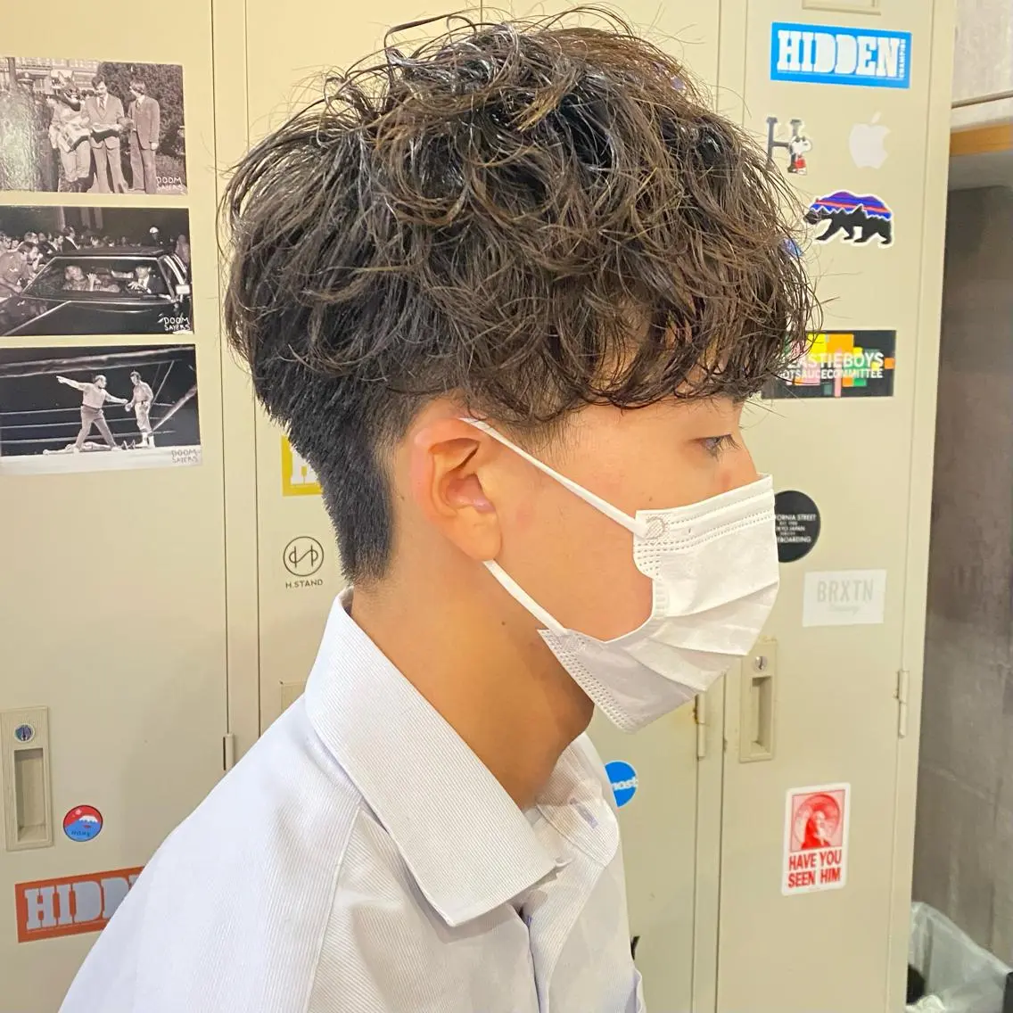 パーマ メンズ マッシュ メンズパーマ 刈り上げ 比嘉 陽のヘアスタイル