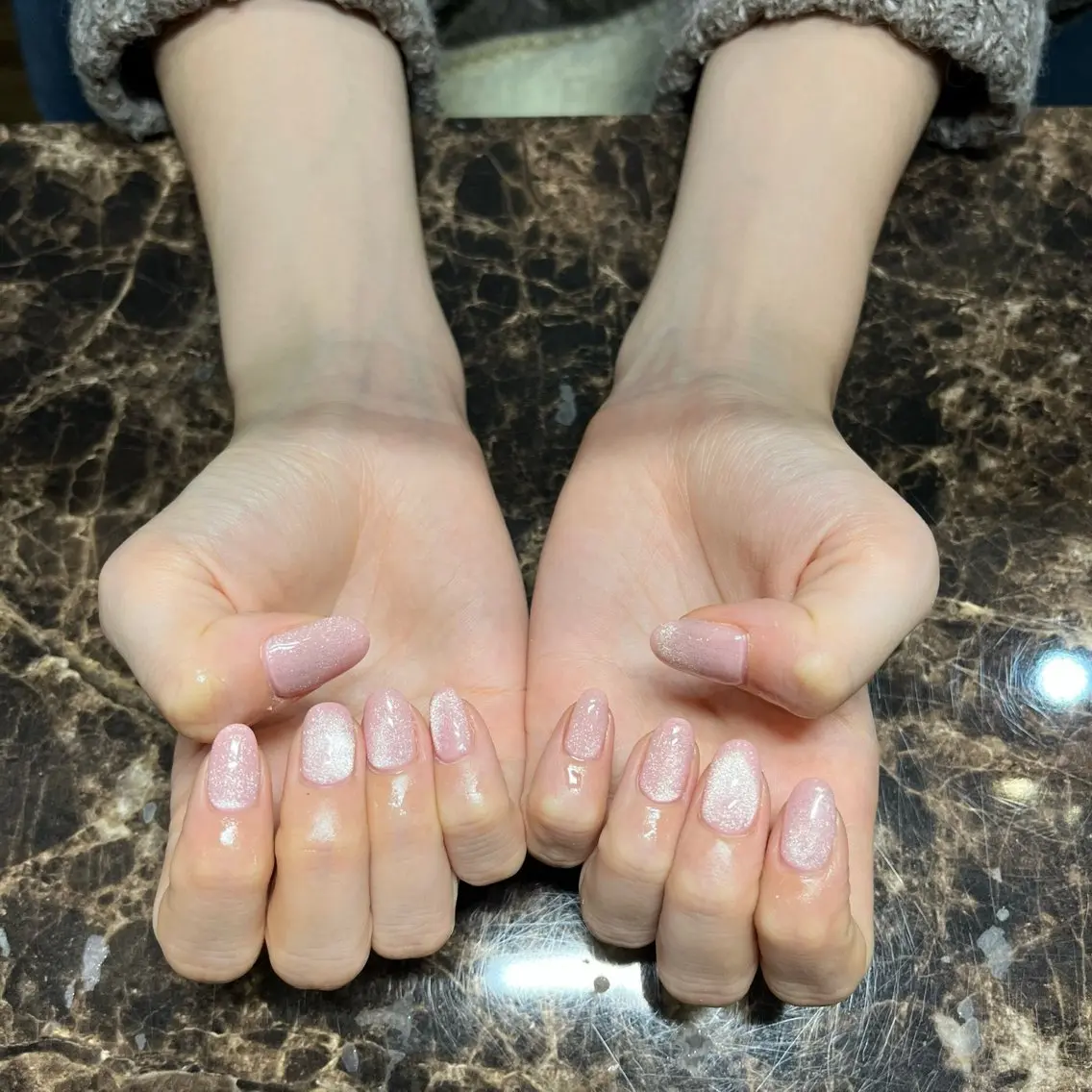 ネイル マグネットネイル ハンドネイル IROHA nail Ami🐊🎀のネイルデザイン