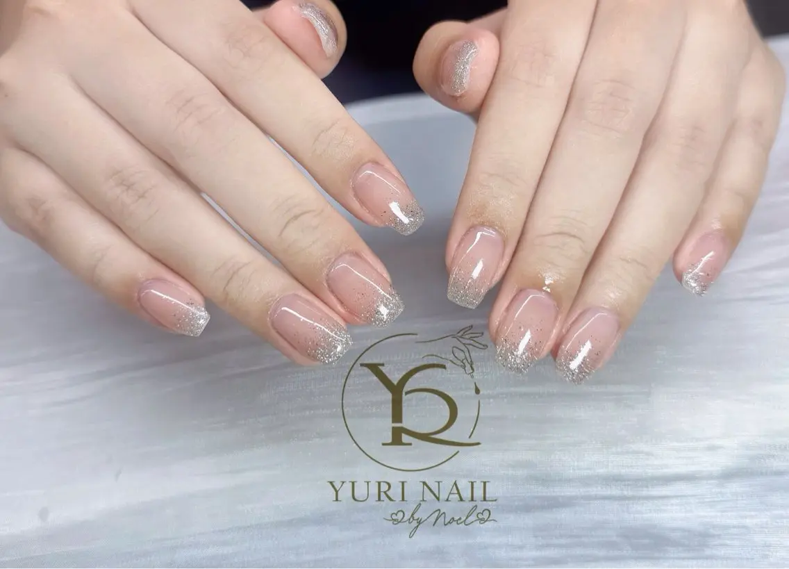 ネイル チークネイル フットネイル フレンチネイル グラデーション キラキラネイル ハンドネイル フットネイル ハンドケア YURI Nail Funabashiのネイルデザイン