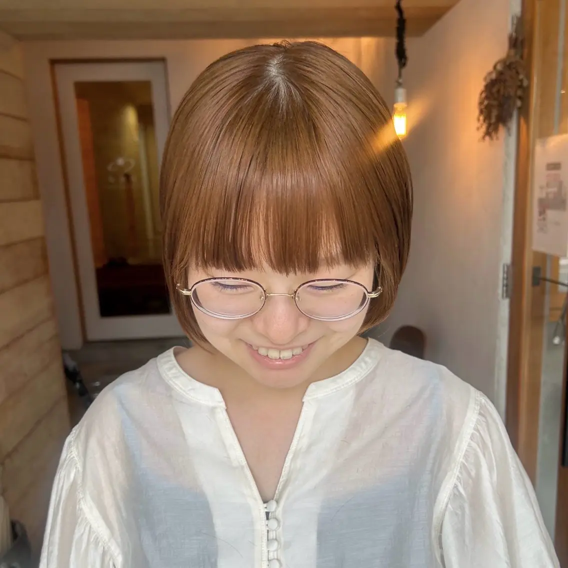 ショート カラー ブリーチ 透明感カラー ダブルカラー トリートメント 矢場町/8時-22時 JILLSTUDIOのヘアスタイル