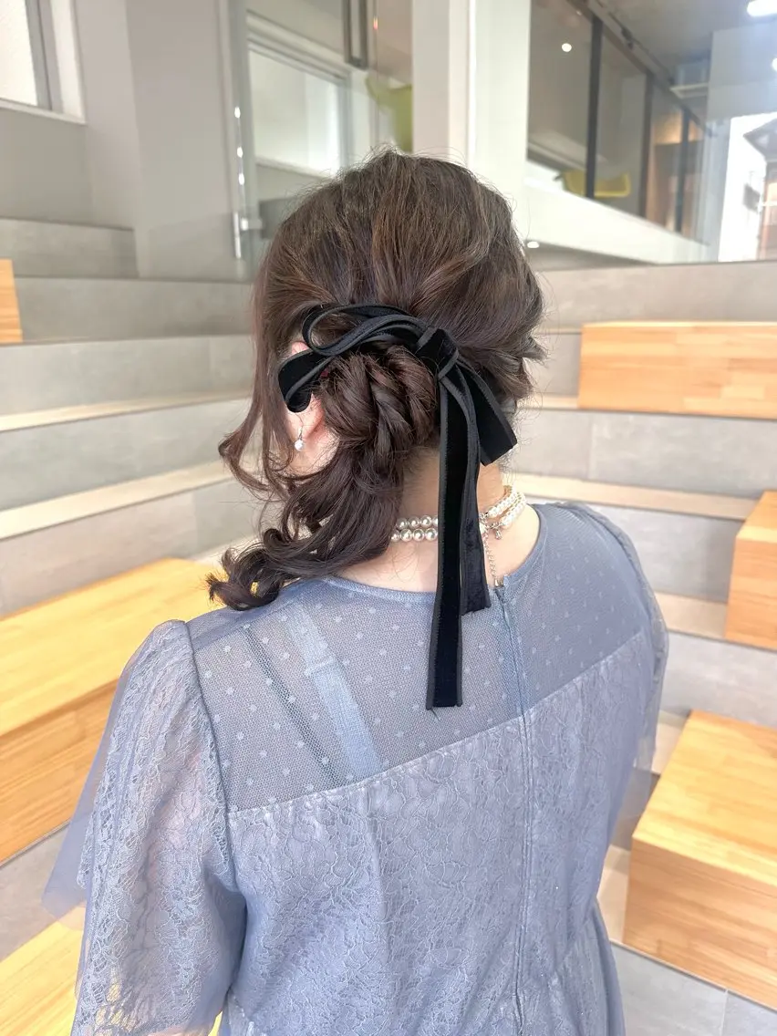 ロング ヘアアレンジ お団子ヘア 染谷 遥花のヘアスタイル