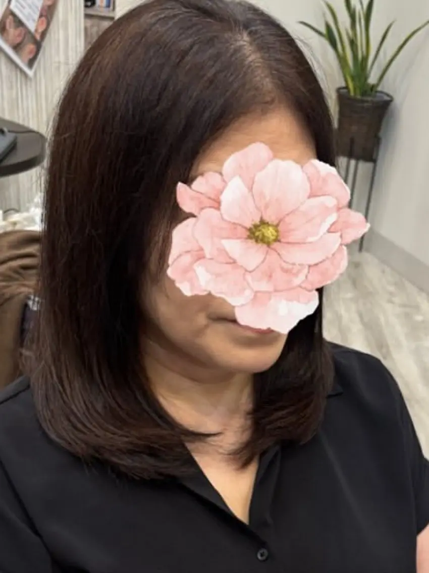 ミディアム 加藤 優子のヘアスタイル