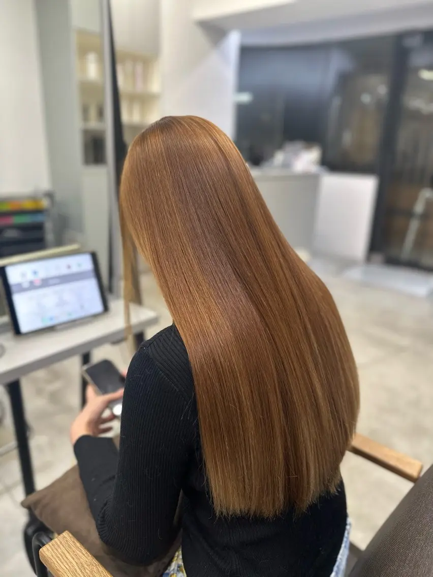 ロング パーマ ヘアカラー 縮毛矯正 ハイトーンカラー が絶対可愛い✨泰聖✨のヘアスタイル