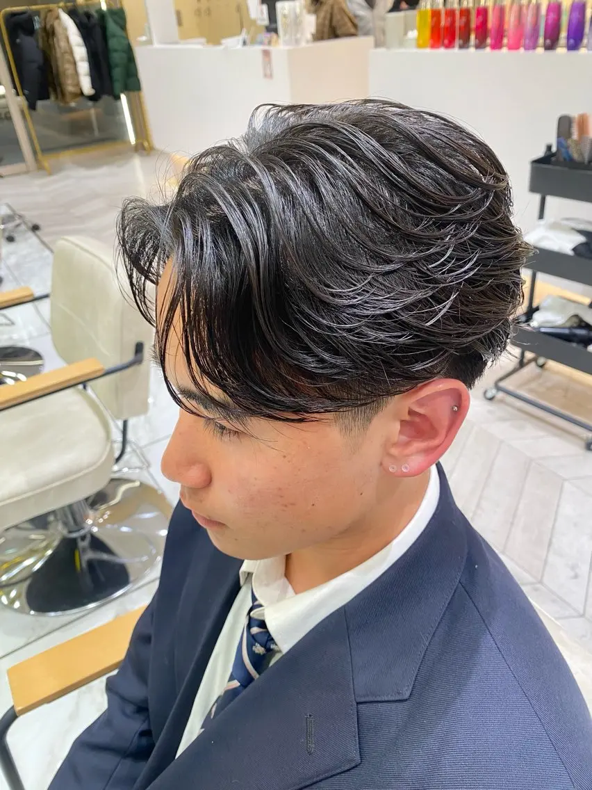 🐺メンズカット+フェザーパーマ🐺今大人気のスタイル✨オーダー数No.1!!の写真