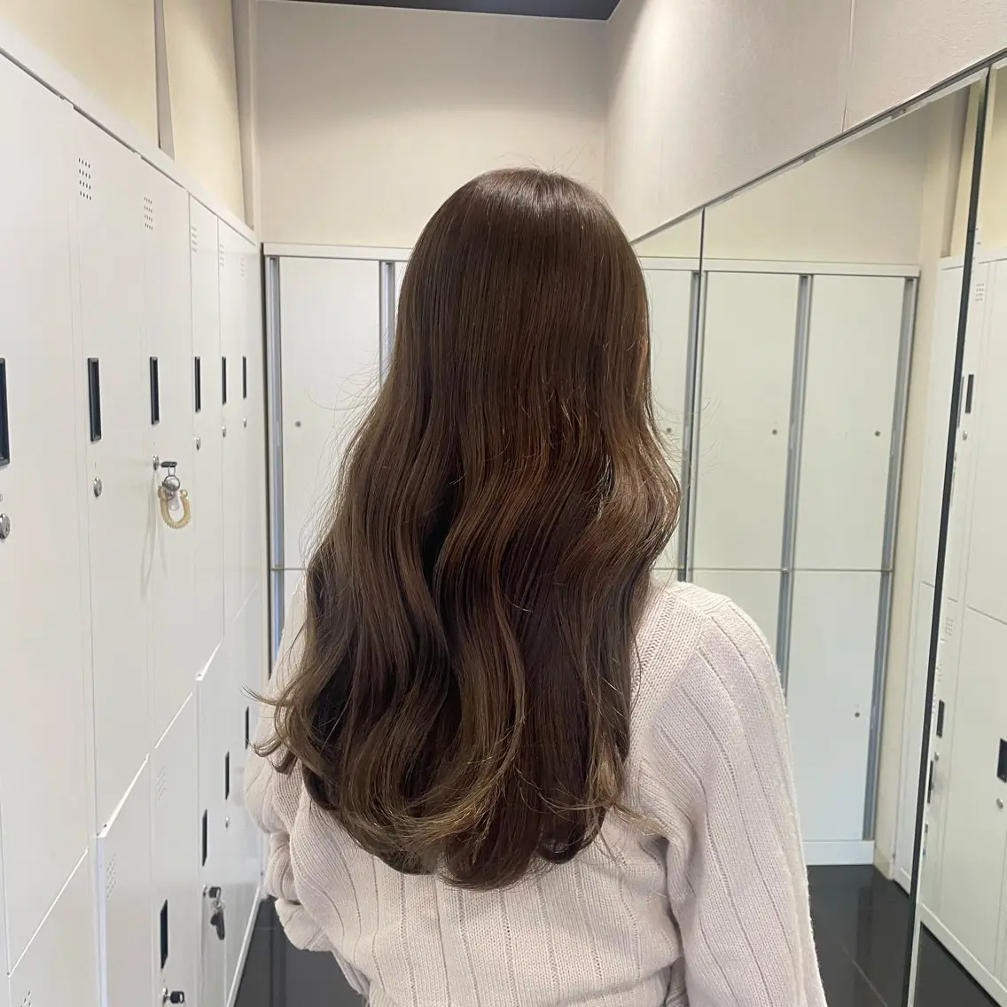 ロング カラー 垢抜け小顔レイヤー オリーブ/スミレのヘアスタイル