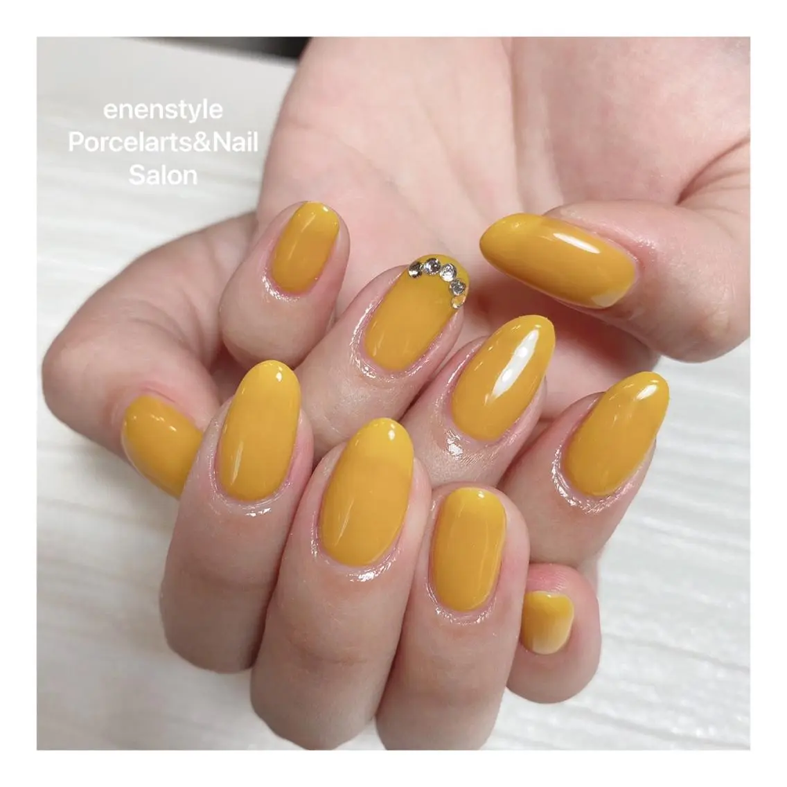 ミディアム ネイル 🐾enen style 🐾のネイルデザイン