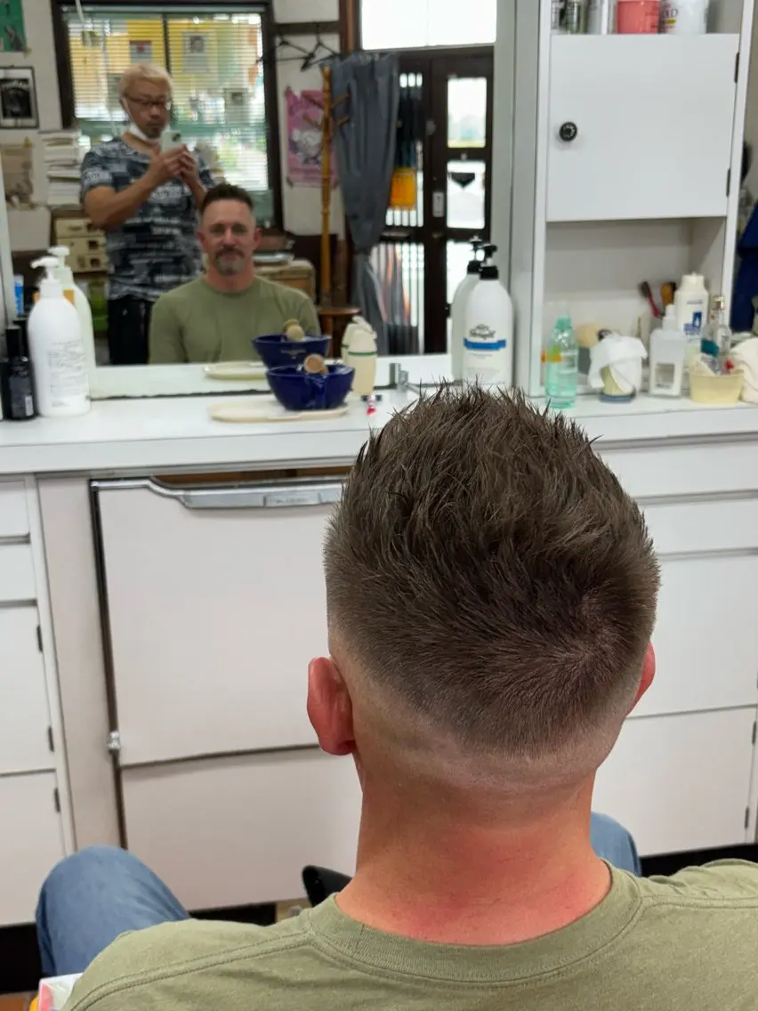 ショート やました 理容所のヘアスタイル