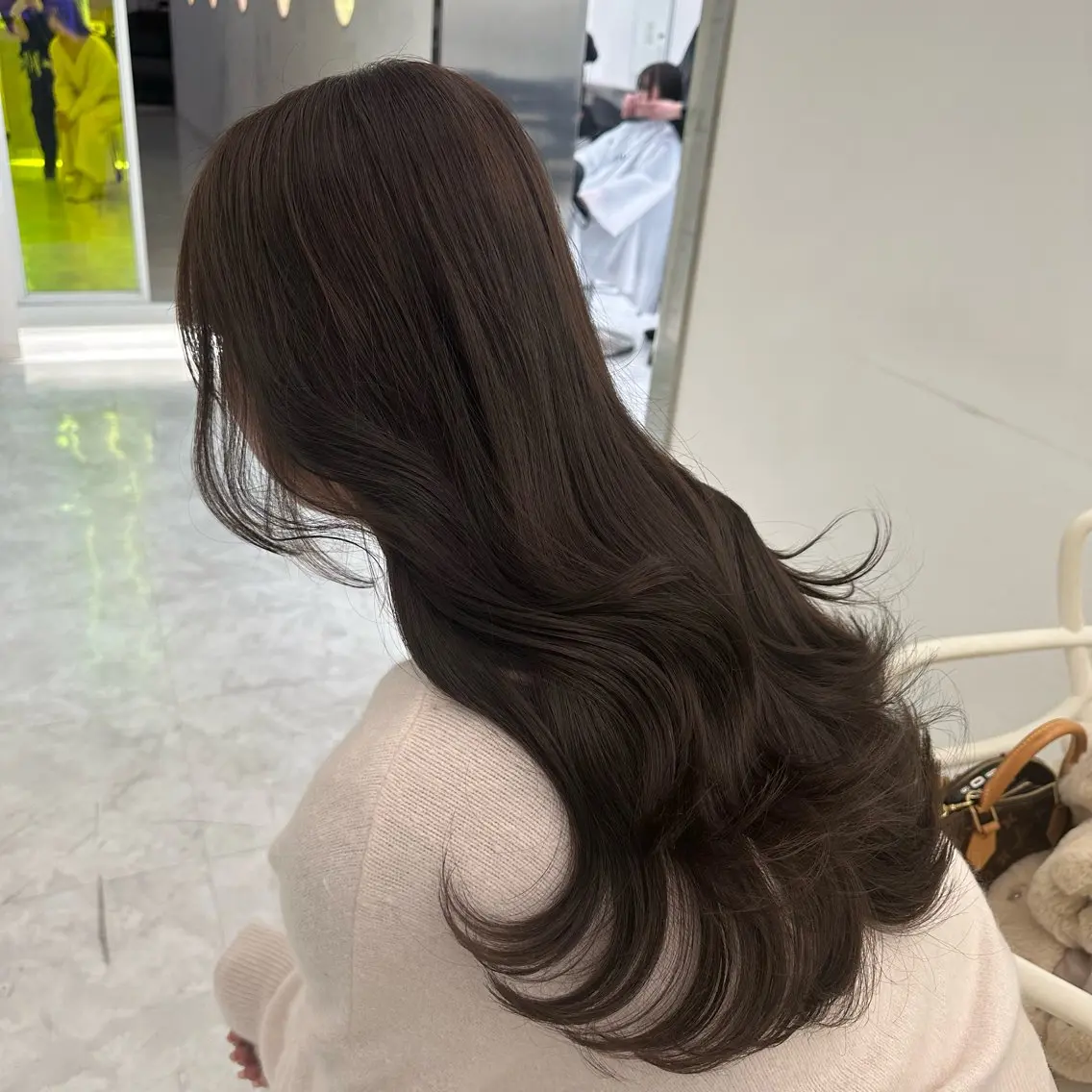 ロング カラー カット ヘアカラー ヘッドスパ ヘアセット 🤍韓国艶ワンホン ヘアMayu🤍のヘアスタイル