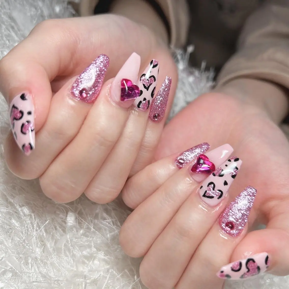 ネイル 長さ出し フレンチネイル ジェルネイル グラデーション 韓国ネイル ハンドネイル Nail&eye Belire 新宿のネイルデザイン