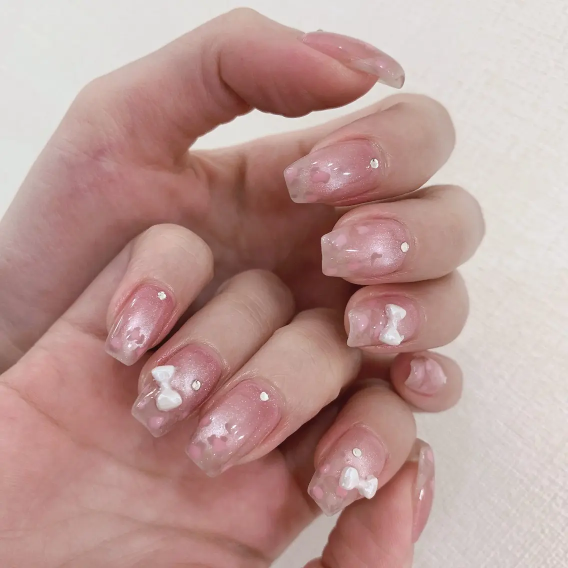 ネイル 春ネイル ワンホンネイル Rainbow Nailのネイルデザイン