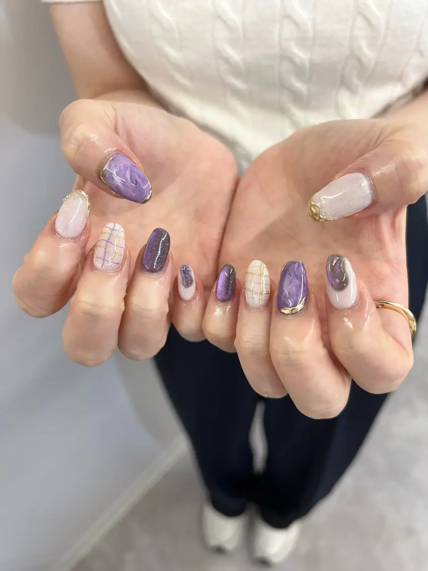ネイル ジェルネイル ゴールド マグネットネイル ミラーネイル ニュアンスネイル ハンドネイル ハンドケア Bana_ Nailのネイルデザイン