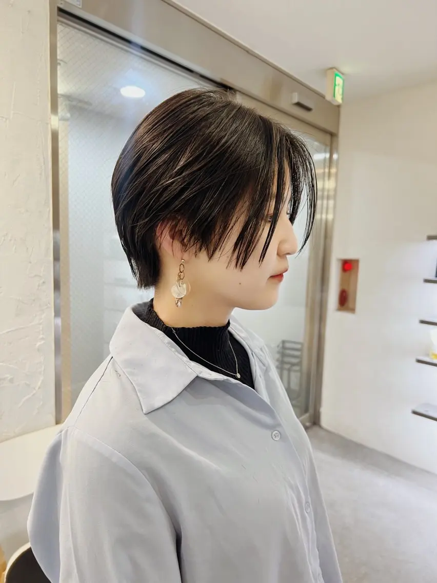 ショート カラー パーマ ヘアアレンジ ハンサムショート 丸みショート くびれヘア ショートヘア ショートヘア原宿 fifth コシのヘアスタイル
