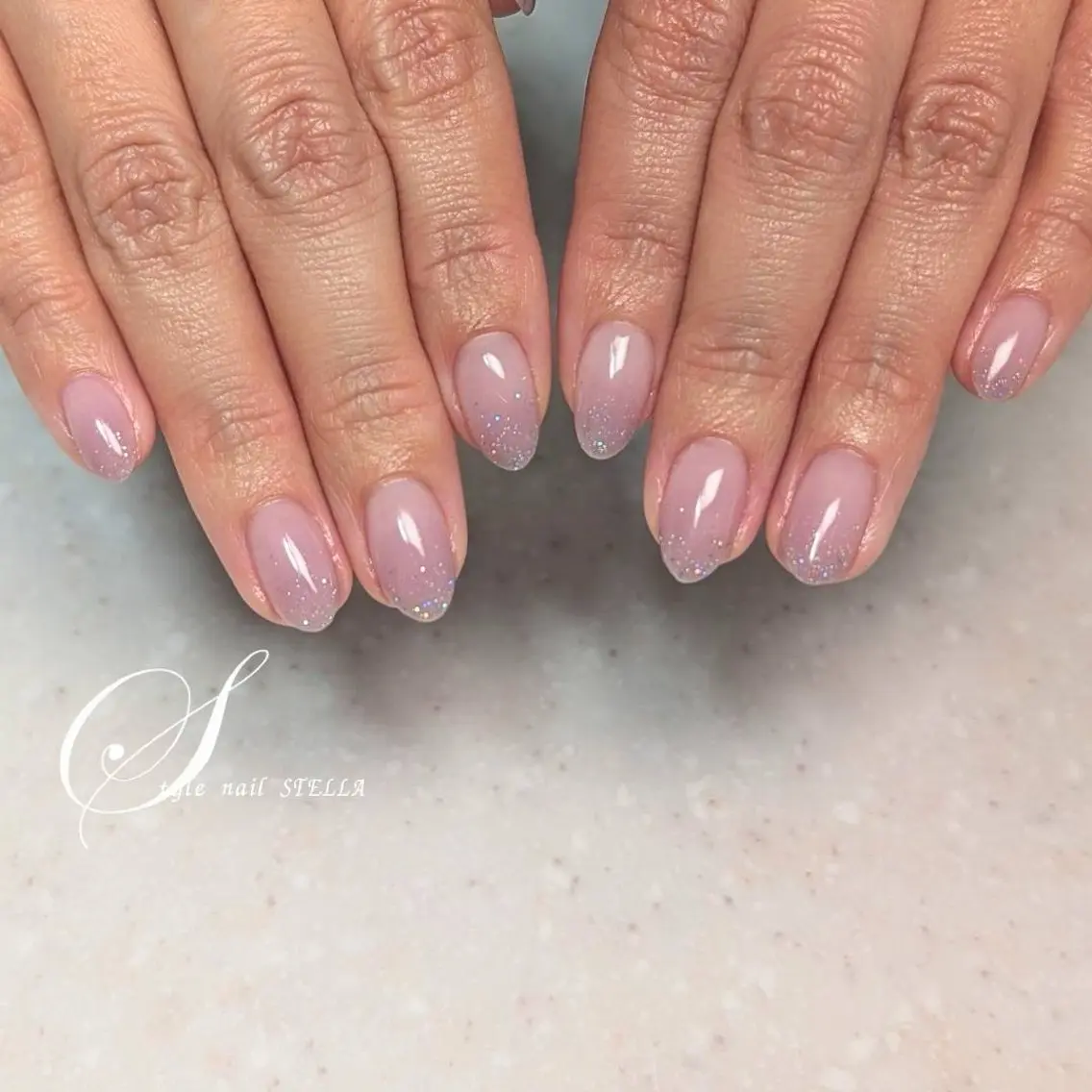 ネイル グラデーション ラメ(グリッター) ラメグラデーション ハンドネイル ステラ marikominoのネイルデザイン