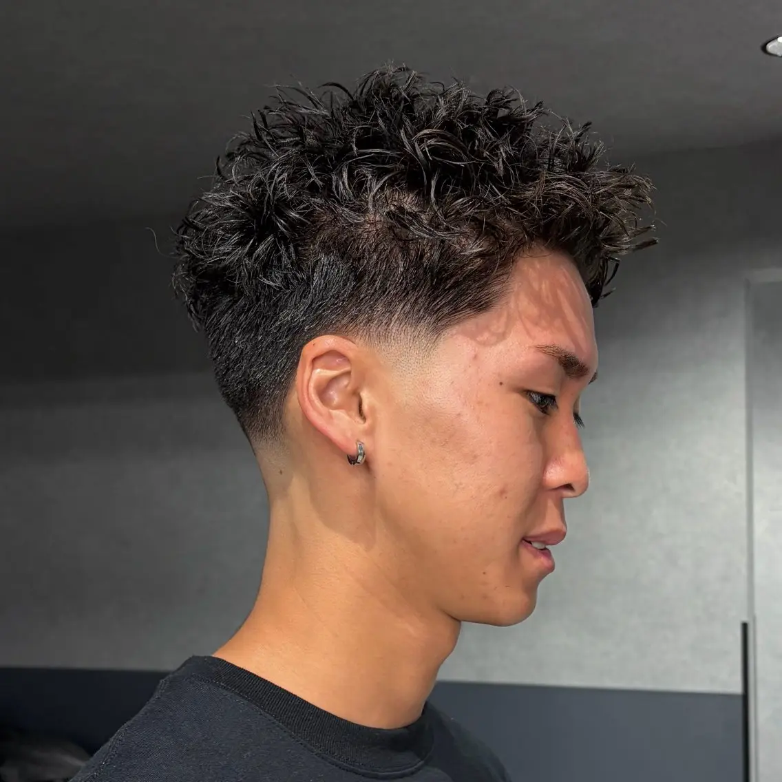パーマ メンズ メンズパーマ カット パーマ 志村 シュンスケのヘアスタイル
