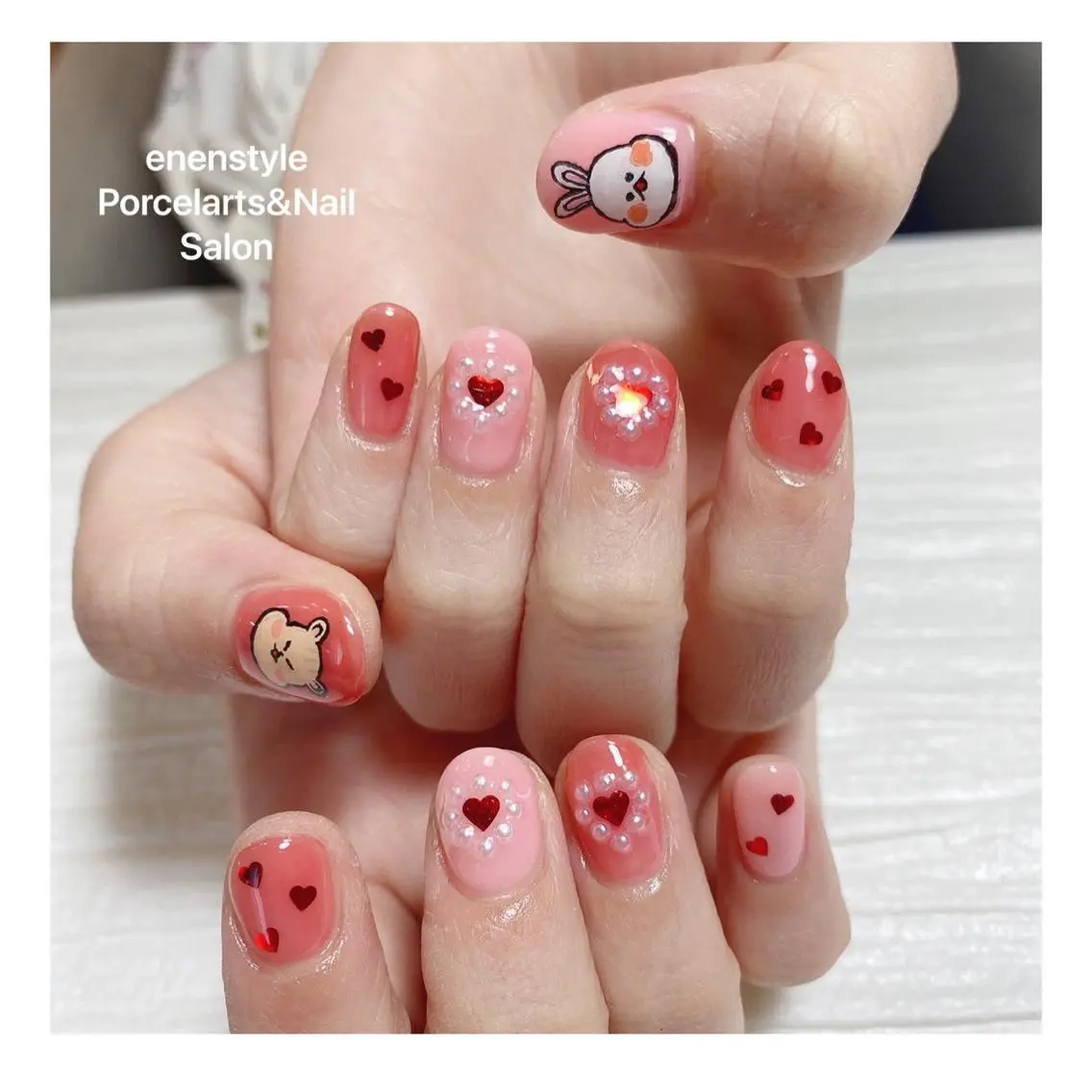 ミディアム ネイル 🐾enen style 🐾のネイルデザイン