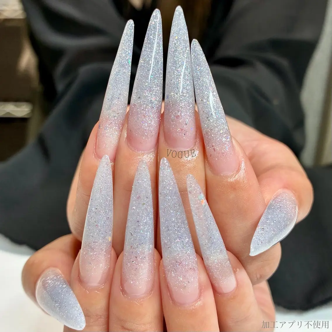 ネイル ハンドネイル VOGUE ×SWANのネイルデザイン