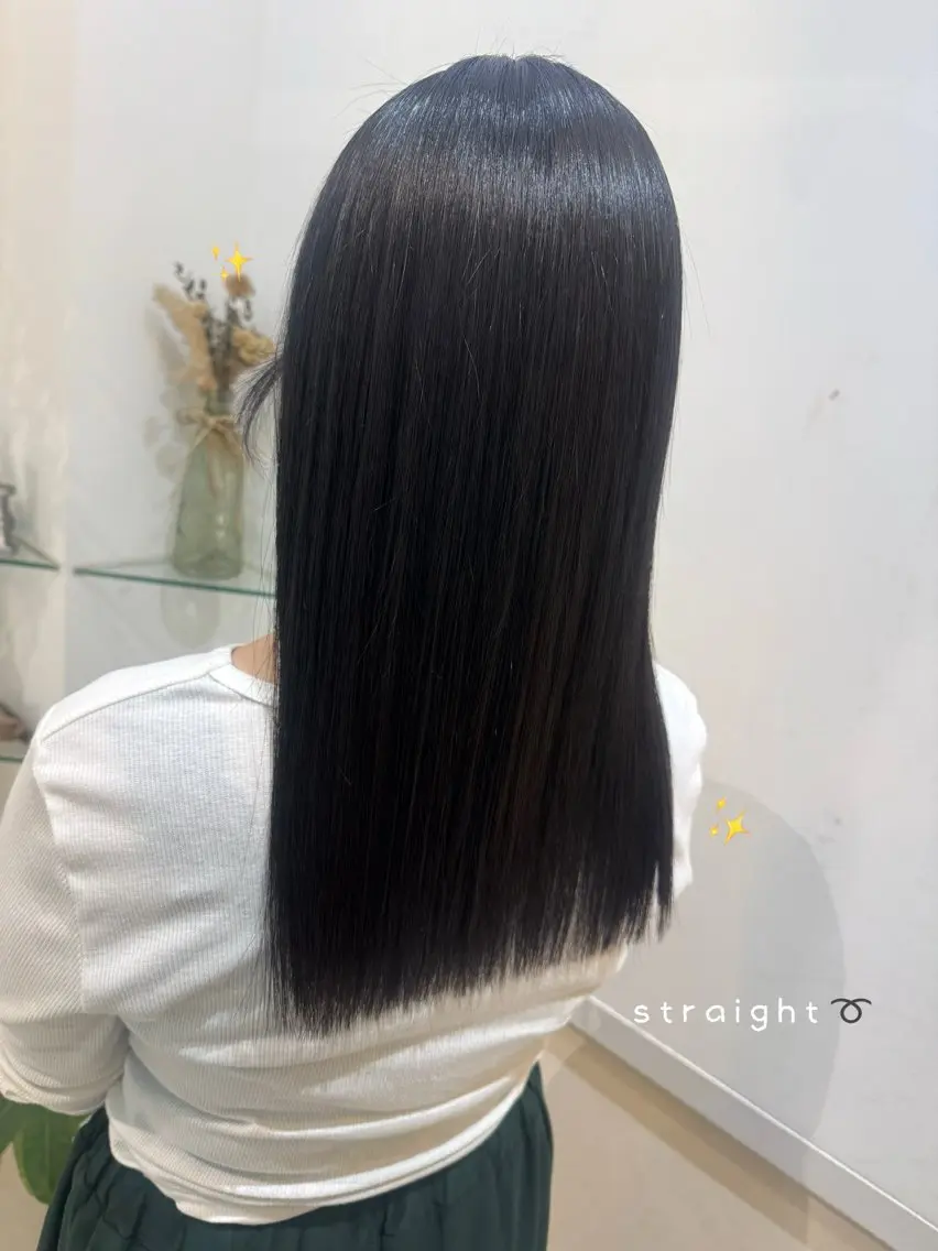 カット✂️➕ワンカラー➕Aujua4stepトリートメント🫧の写真