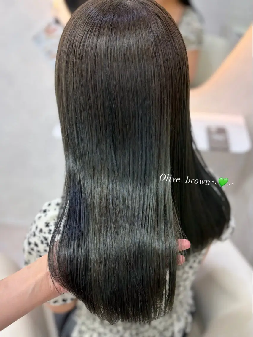 セミロング カット ヘアカラー 🧸るい🧸 モデル募集中🪽🫧のヘアスタイル