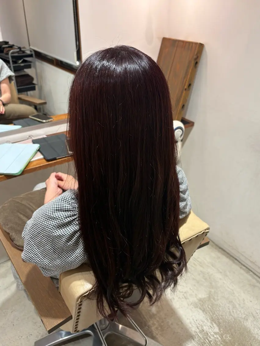 ロング カラー レッドカラー ヘアカラー 藤本 梨那のヘアスタイル