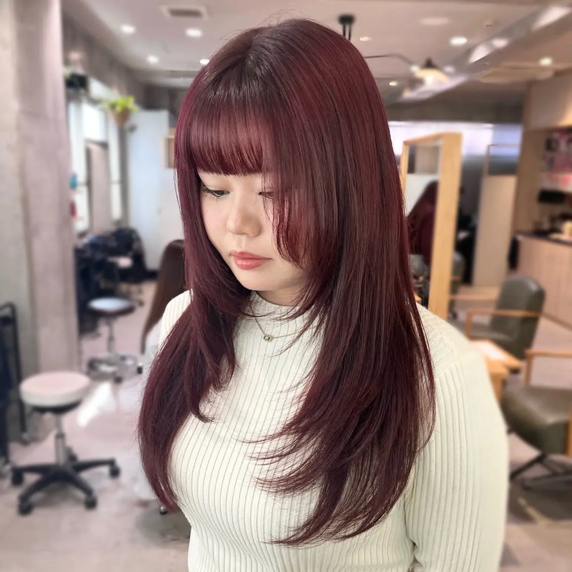 セミロング カラー オタク美容師🛍/ 酸性ストレート/艶髪のヘアスタイル