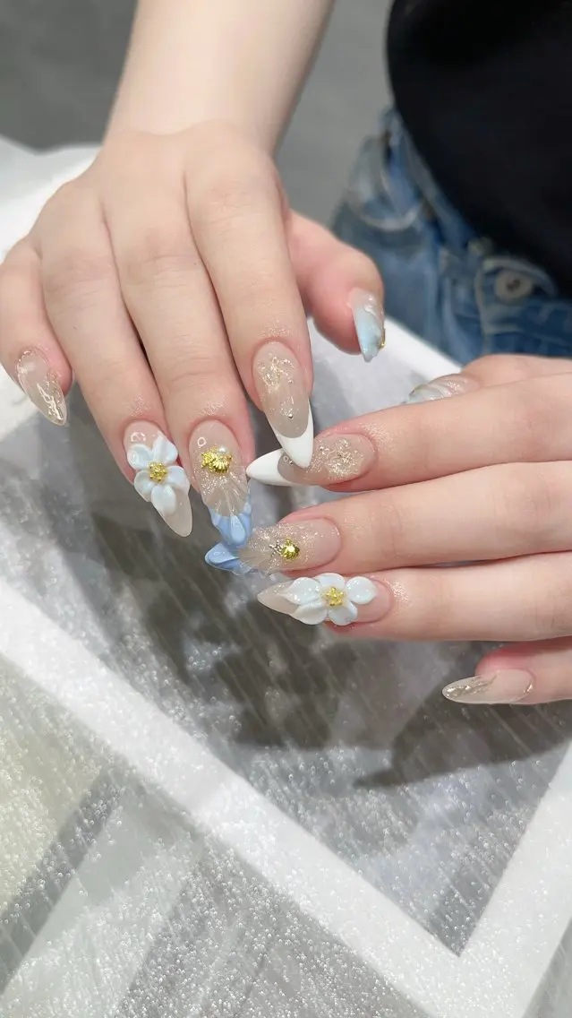 ネイル ハンドネイル SHE Nailのネイルデザイン