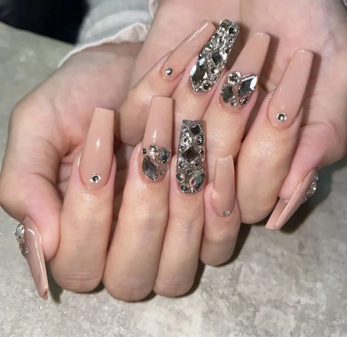 ネイル 韓国ネイル マグネットネイル 持ち込み ハンドネイル Mimi Nail_Royalのネイルデザイン