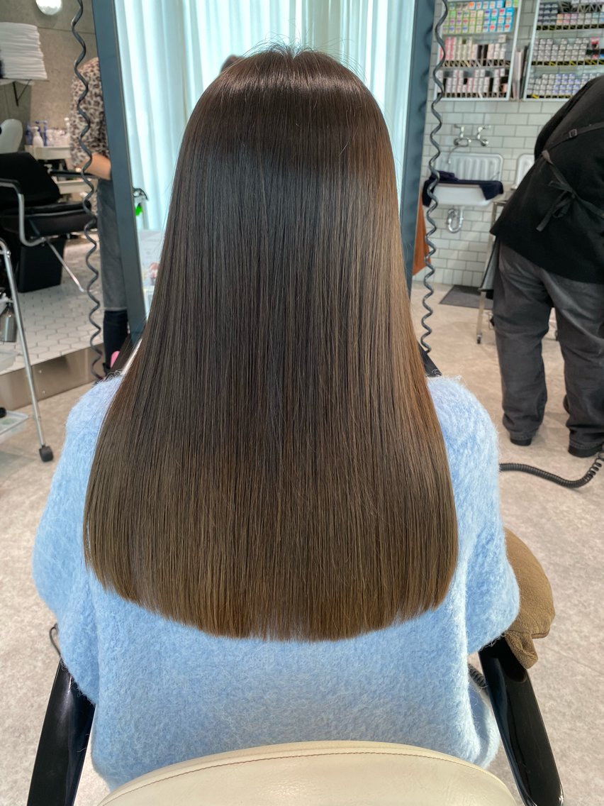 ロング 髪質改善 トリートメント SALOWIN◽ Ichika のヘアスタイル