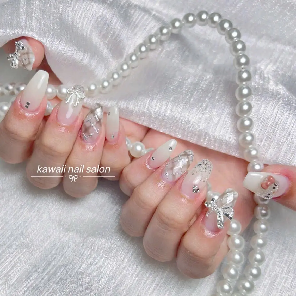 ネイル ドット フレンチネイル 韓国ネイル マグネットネイル オフィスネイル Kawaii Nail Salonのネイルデザイン