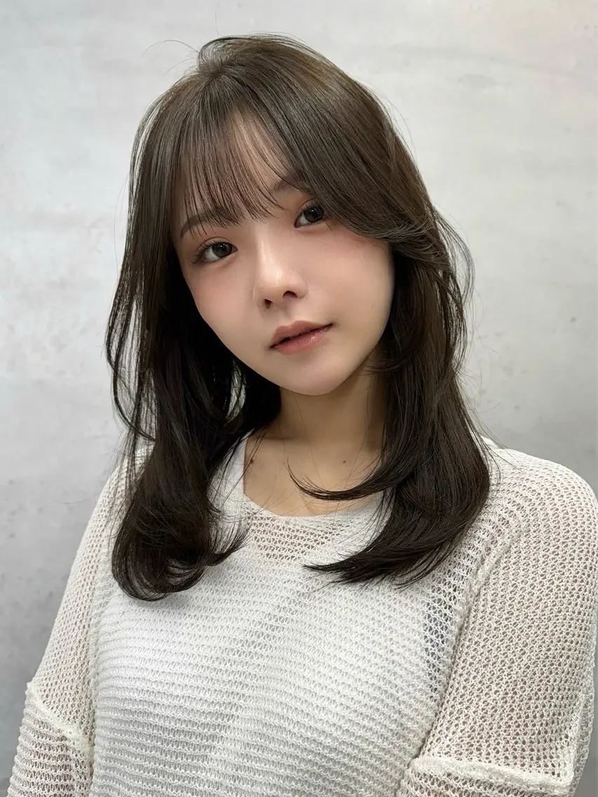 セミロング カット ヘアカラー トリートメント ブリーチダブルカラー ハイライト/山本喜熙のヘアスタイル