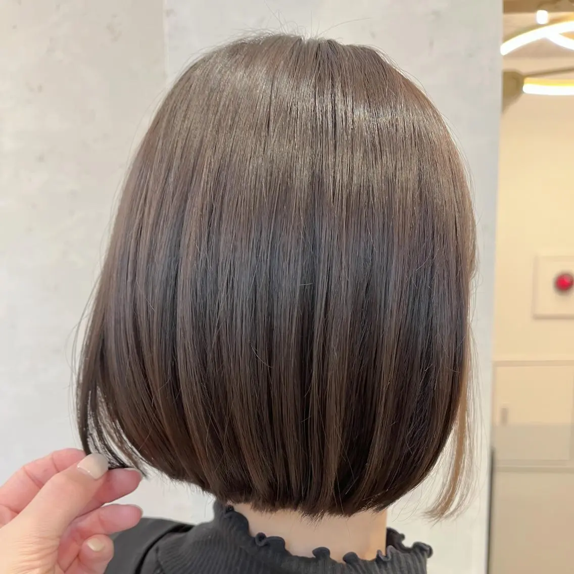 ショート 切りっぱなしボブ ボブ 透明感カラー│ レイヤーヘア中居美樹のヘアスタイル