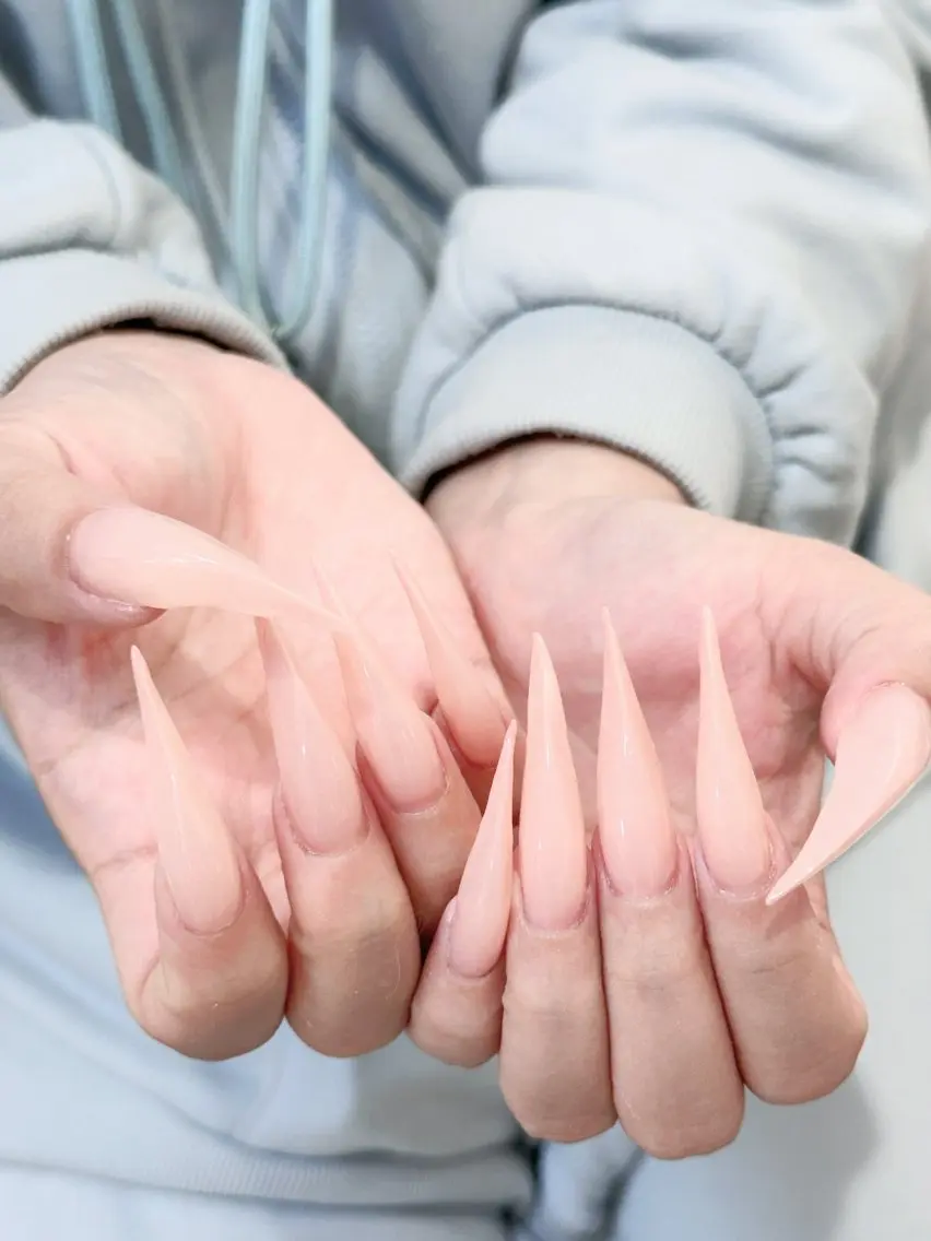 ネイル ジェルネイル キラキラネイル 韓国ネイル ロングネイル マグネットネイル ハンドネイル Sun Nail 池袋のネイルデザイン