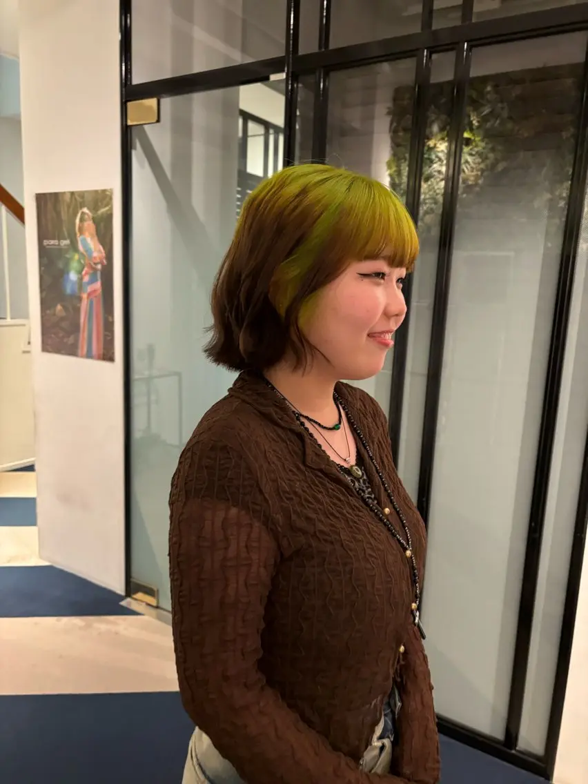 カラー カット ヘアカラー ワタナベ イオリ🧼のヘアスタイル