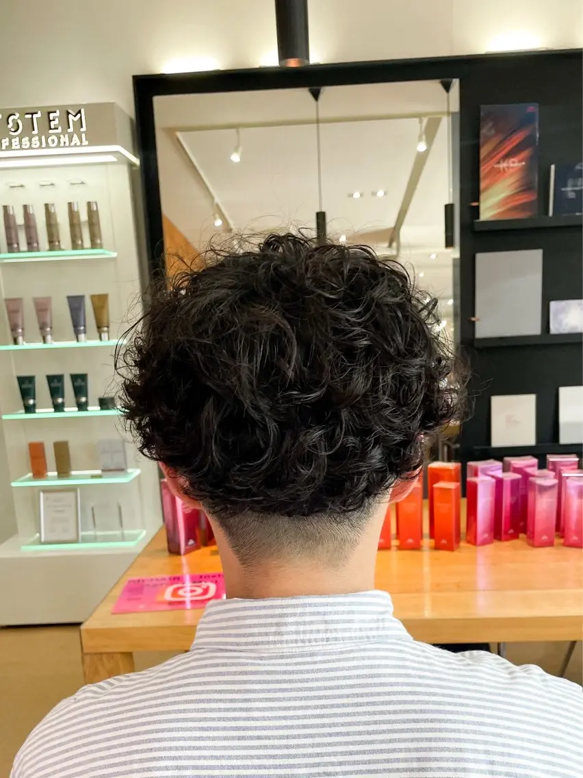 ショート パーマ メンズ メンズヘア⚜️志村 哲也⚜️のヘアスタイル