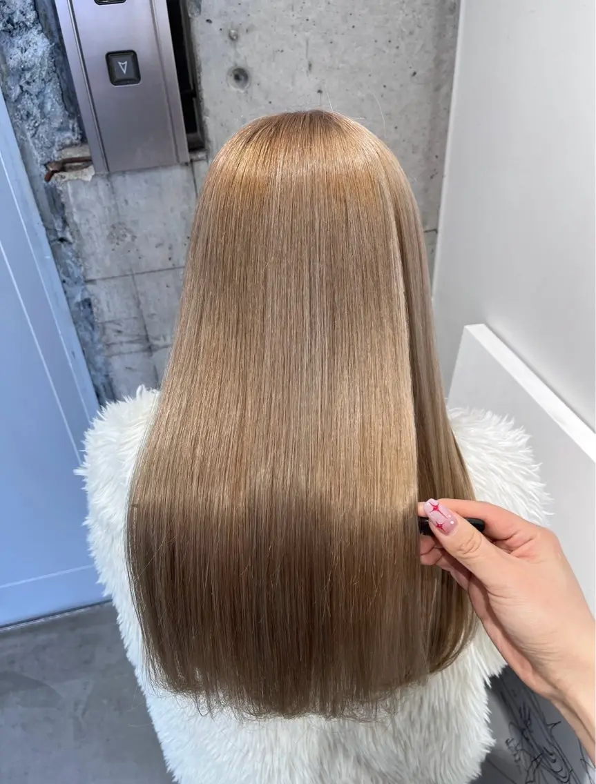 ロング カラー カット ヘアカラー トリートメント newi 天王寺 🪐airiのヘアスタイル