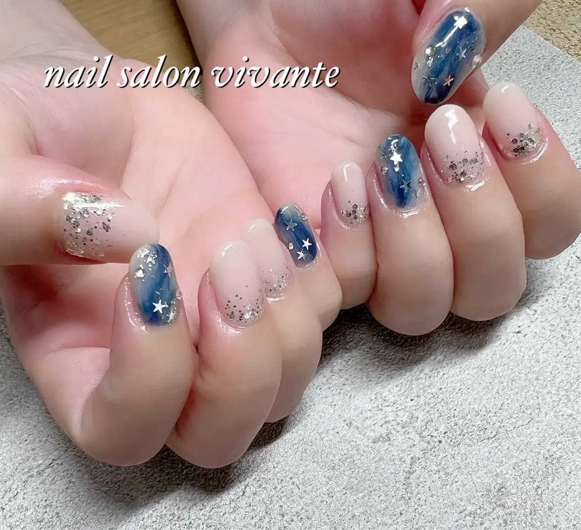 ネイル ホログラムネイル キラキラネイル nail salon vivanteのネイルデザイン