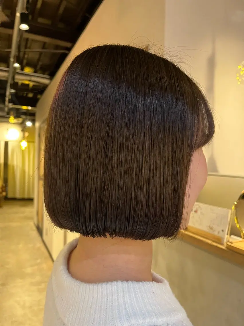 ミディアム ボブ LoE[ロエ]桃井 香菜子のヘアスタイル