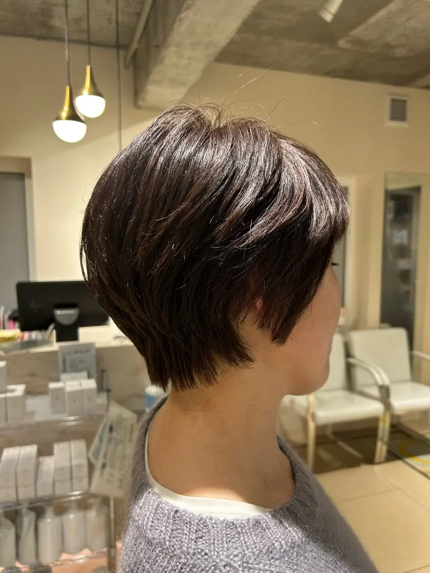 ショート くせ毛 ショートヘア 笹木 菜々子のヘアスタイル