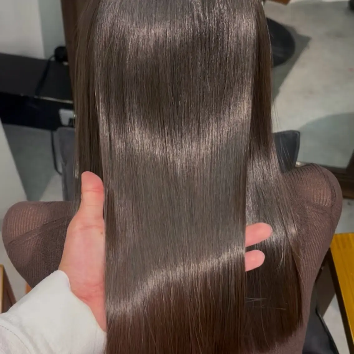 ロング トリートメント slit RYUSEIのヘアスタイル