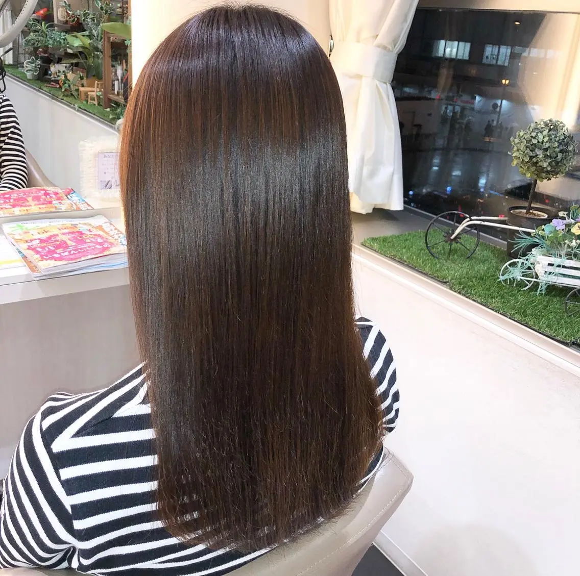 ロング パーマ 髪質改善 縮毛矯正 ストレートパーマ 安井　昴 💫ブリーチ縮毛矯正のヘアスタイル