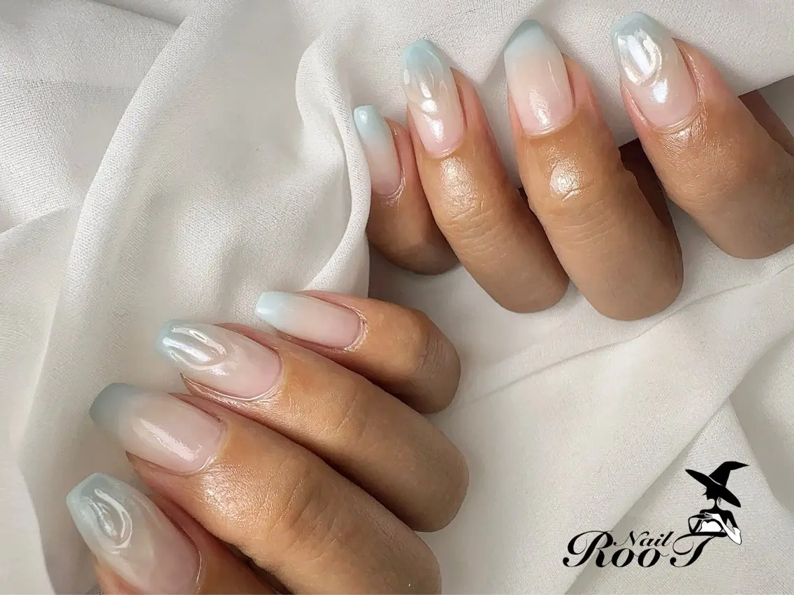 ネイル ミラーネイル ぷっくりネイル ハンドネイル RooT Nailのネイルデザイン