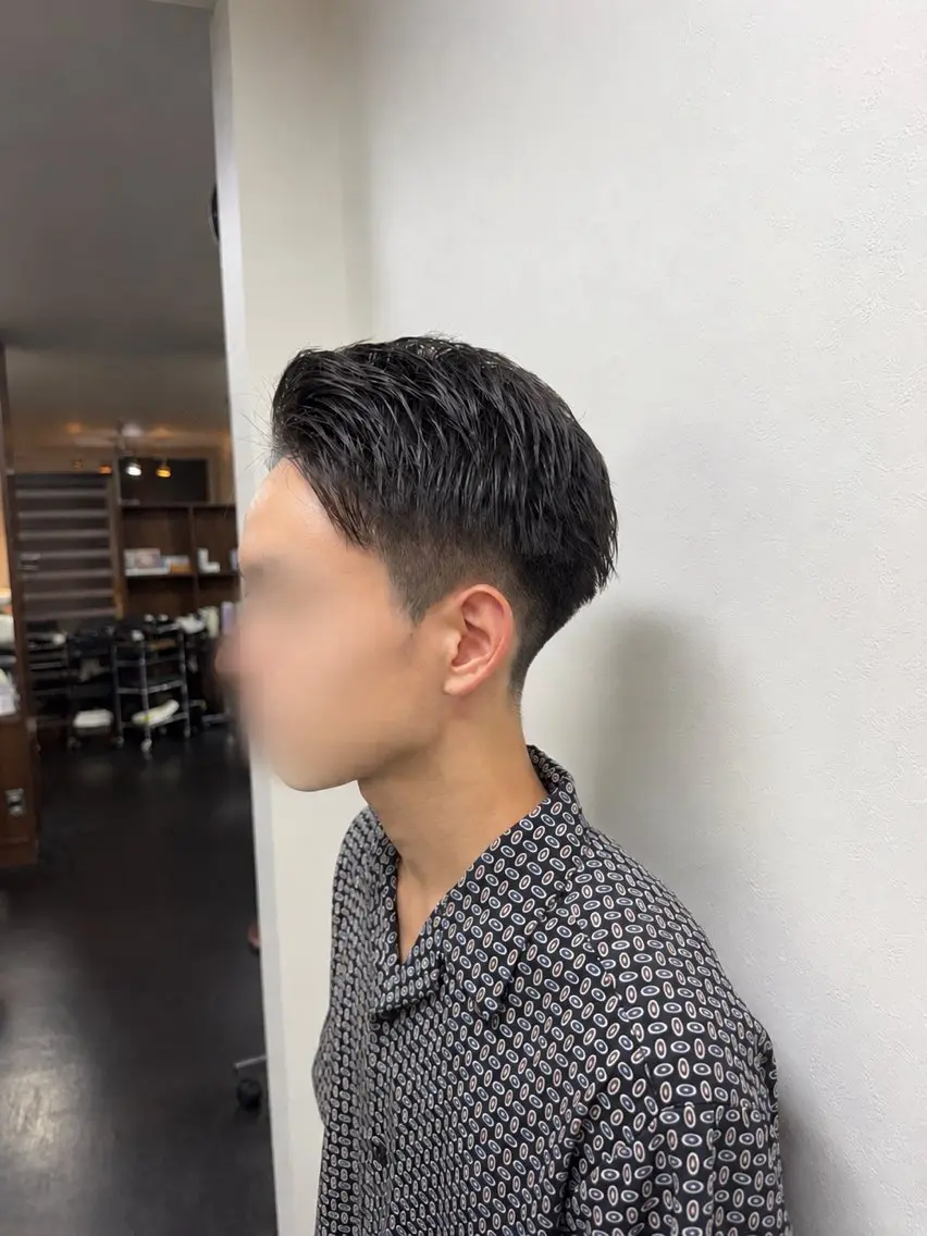 メンズ OTOHA OLUOLUのヘアスタイル