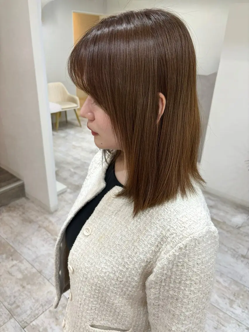 セミロング カラー ベージュカラー ヘアカラー トリートメント piLLon mayuのヘアスタイル